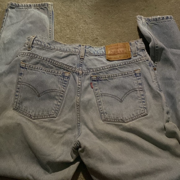 550 Vintage 1998 Levi Relaxed Fit and Tapered Leg - Picture 6 of 9
